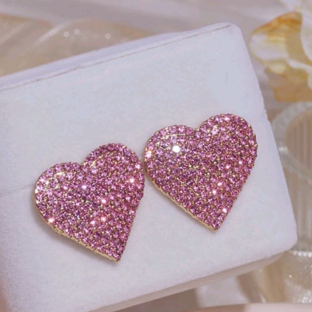 Pink Heart Rhinestone Stud Earrings